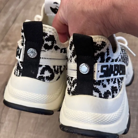 Steve Madden Maxima White & Black Leopard Knit Chunky Sneakers size 7 - Picture 4 of 5